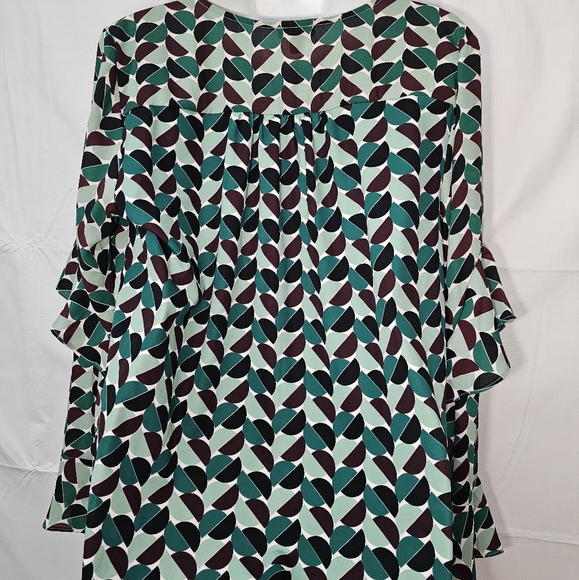Green Blouse M/L like new girl scout cookie - Picture 10 of 11